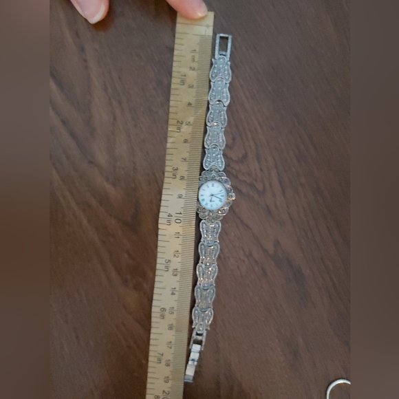 Watch - Picture 3 of 4